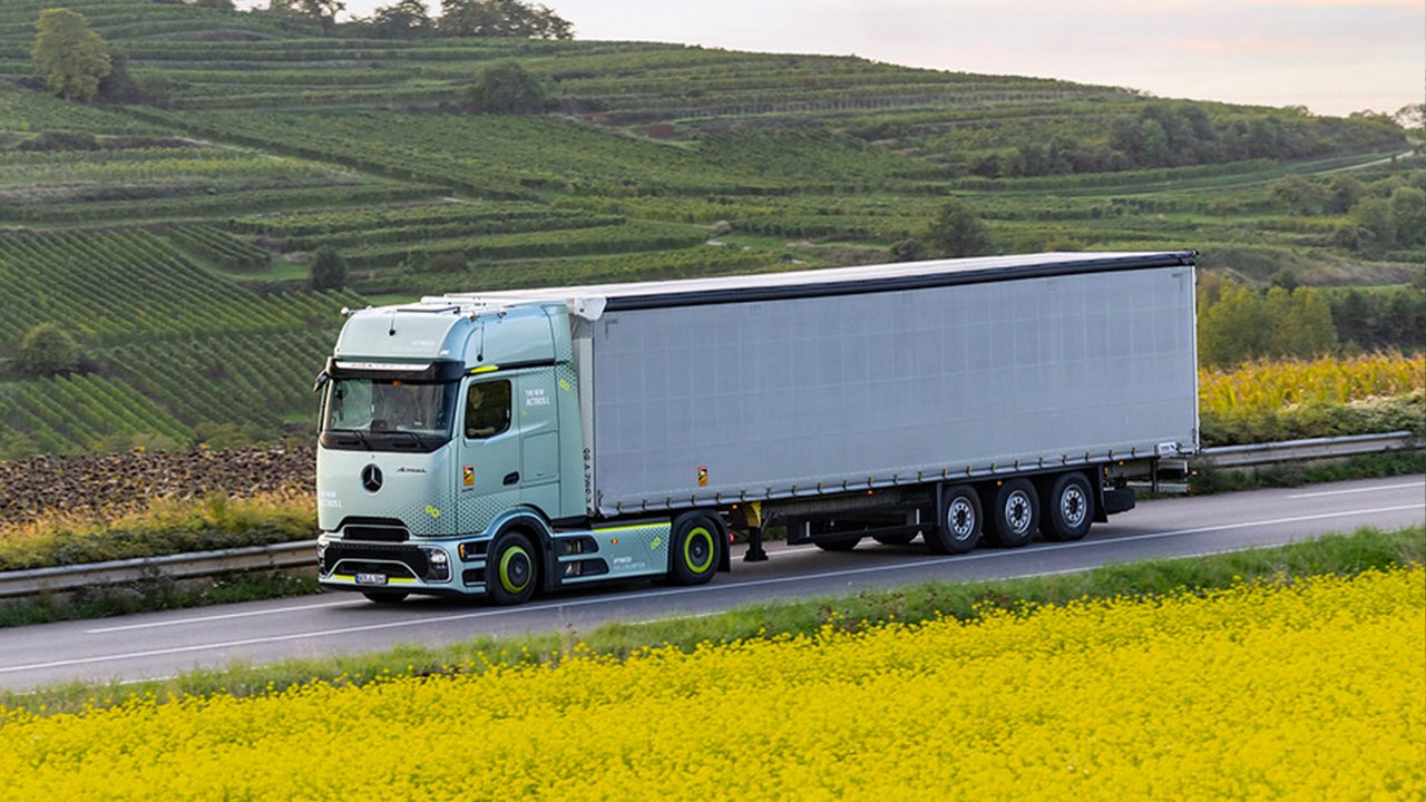 Mercedes-Benz Actros L ProCabin: poudarek na aerodinamiki, učinkovitosti in udobju za voznika