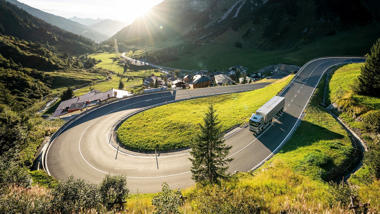 Resnične zgodbe strank, izkušnje in dolgoročna partnerstva Mercedes-Benz Trucks.