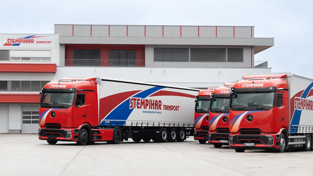Transportno‑logistični center podjetje Štempihar transport v Šenčurju