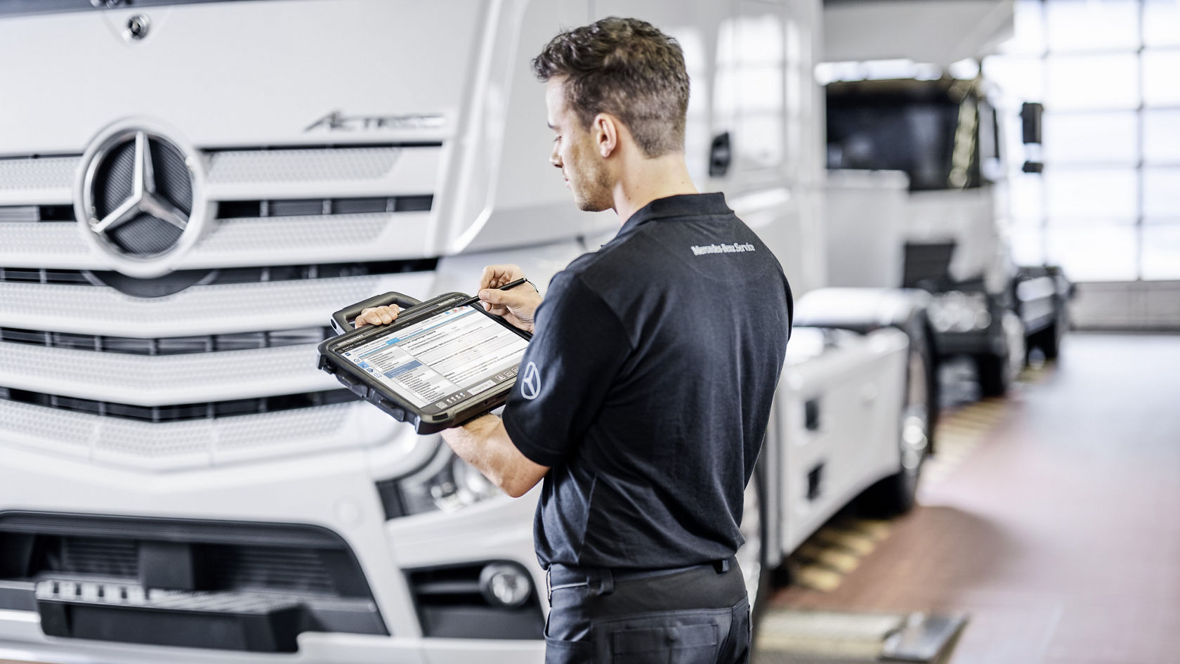 Mercedes-Benz Trucks ServiceContracts