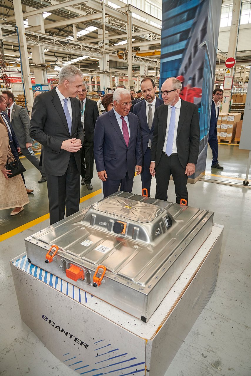 Nachhaltig „Made in Europe“: Daimler Truck-Tochter FUSO feiert Produktionsstart des Next Generation eCanter 

Sustainable "Made in Europe": Daimler Truck Subsidiary FUSO celebrates Start of Production of the Next Generation eCanter 