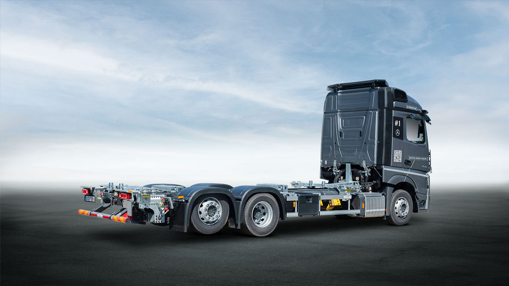 Actros2548L6x2_BDF_Midi_Nr_02_hinten.jpg