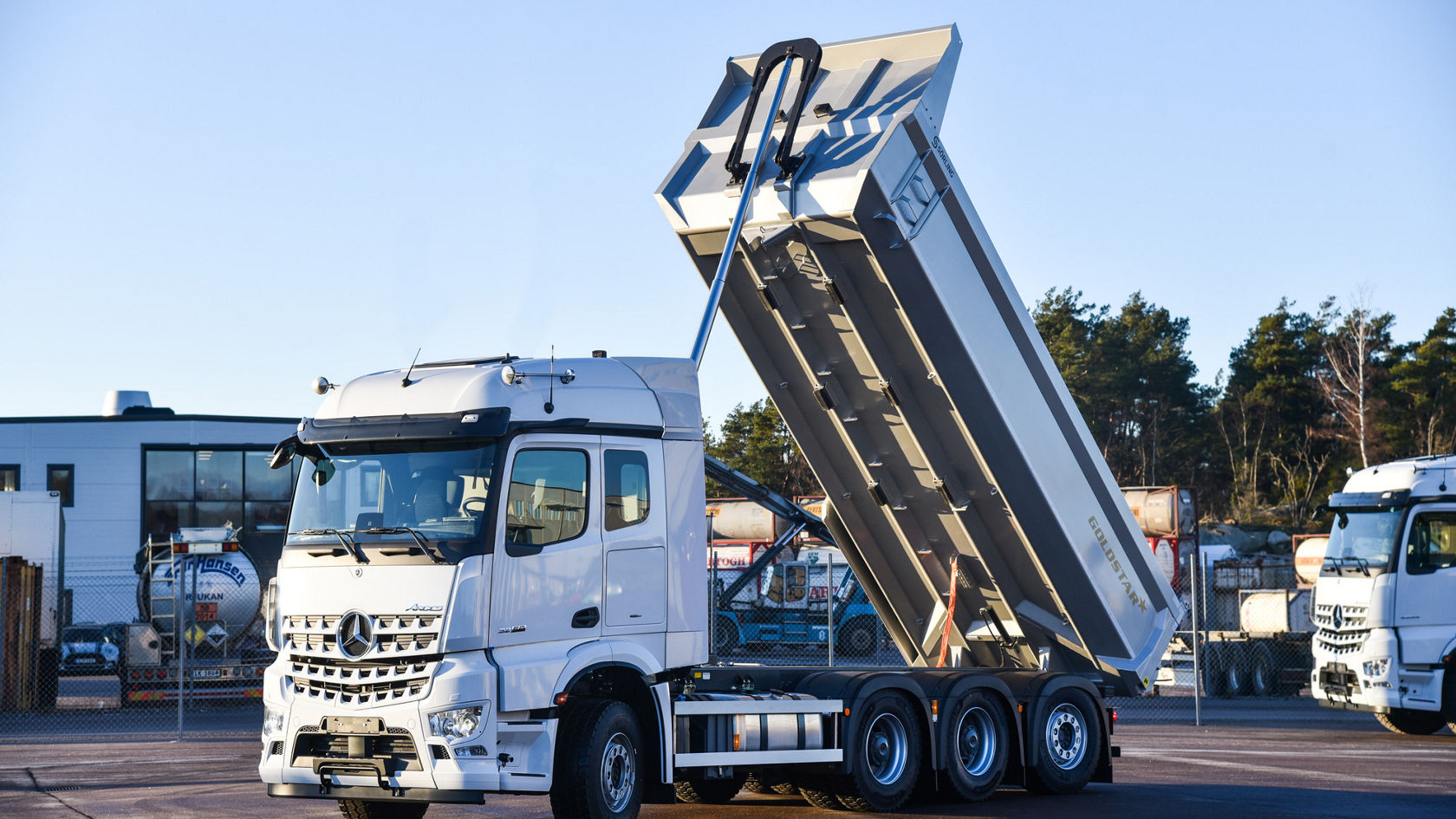 Dumper 8x4
