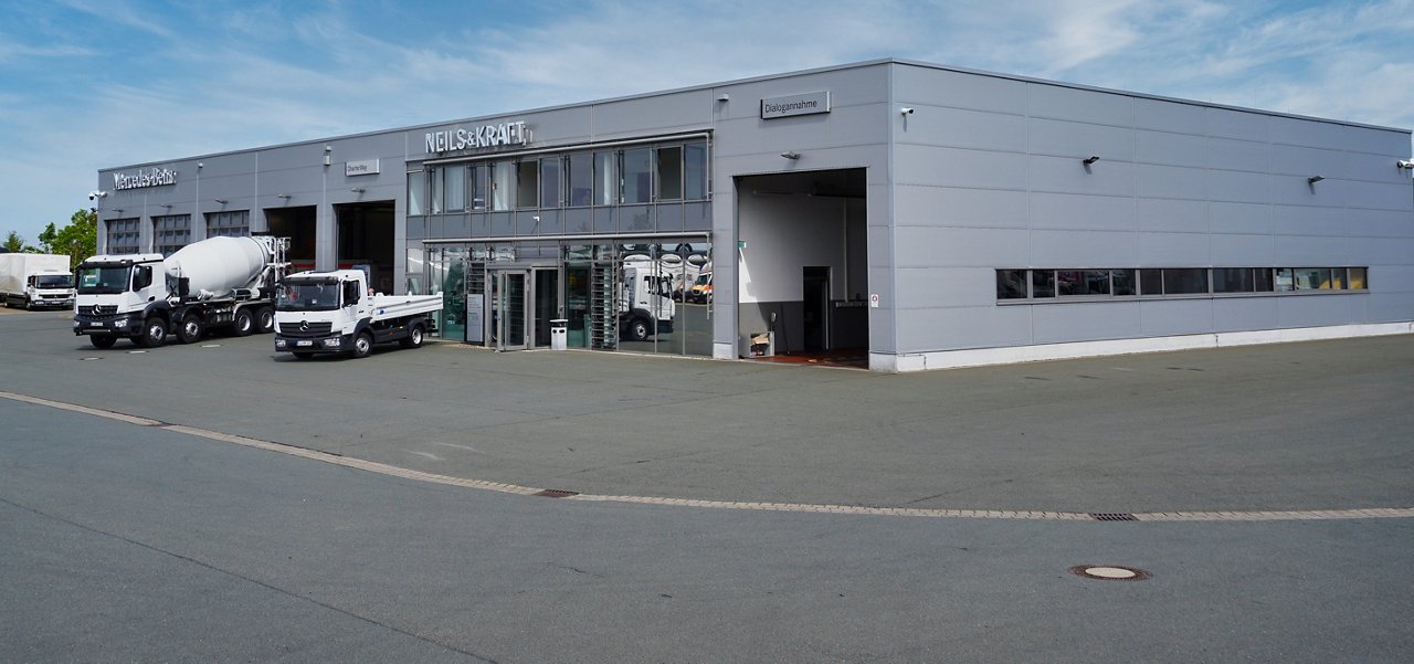 dealer stage image