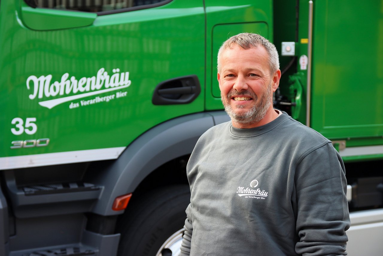 Mit Martin Rusch und seinem eActros 300 gleiten wir lautlos durchs Ländle
