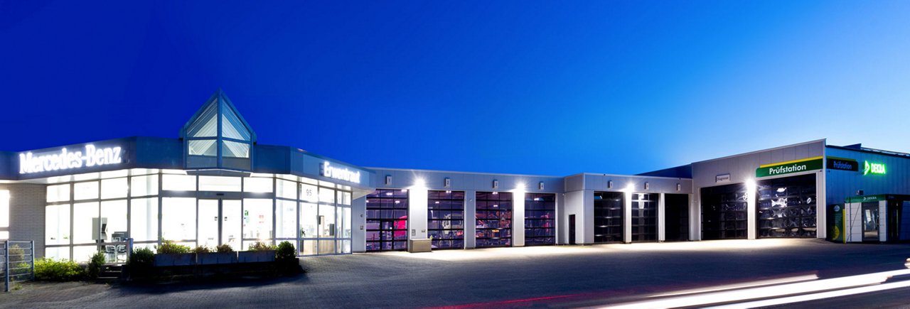 dealer stage image
