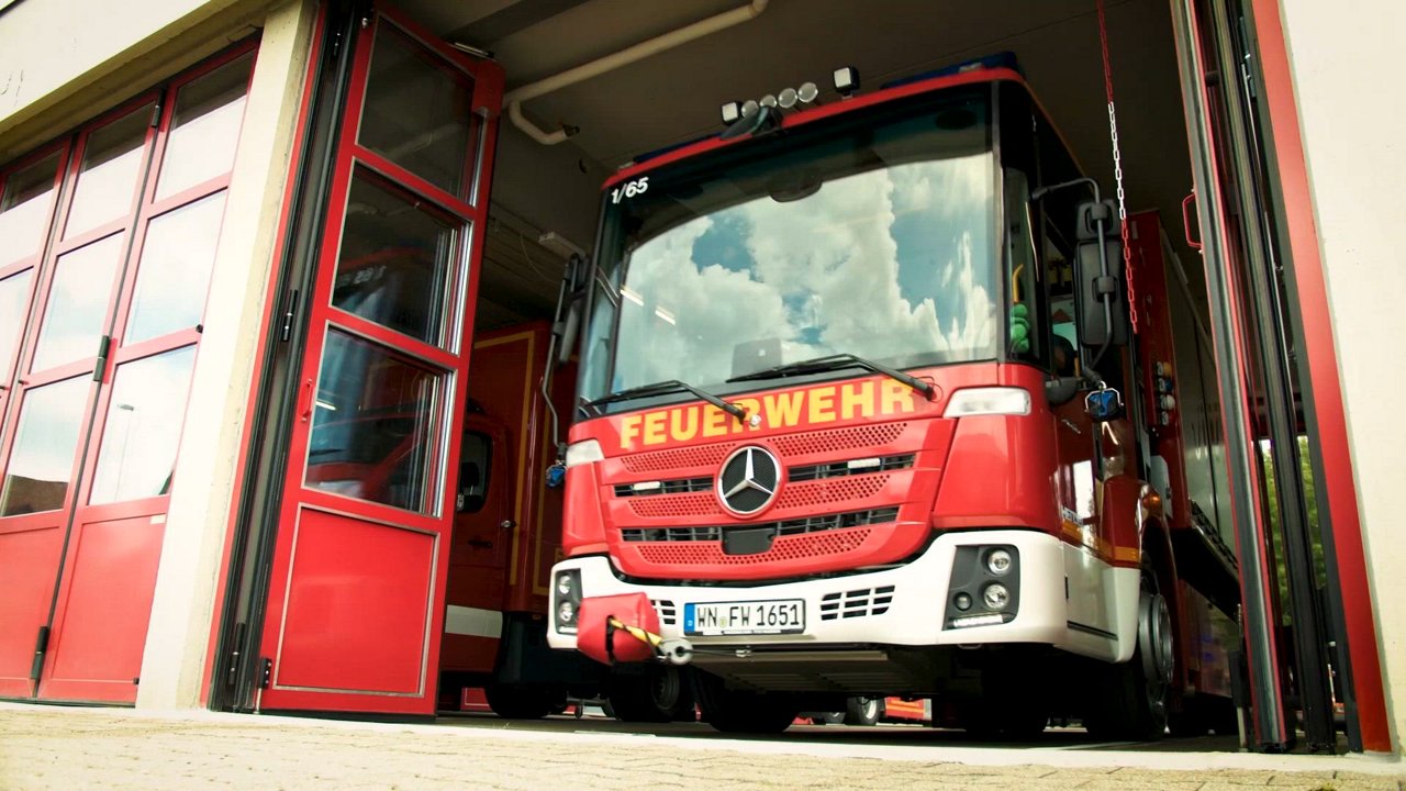 Fire-fighting vehicles for your mission.