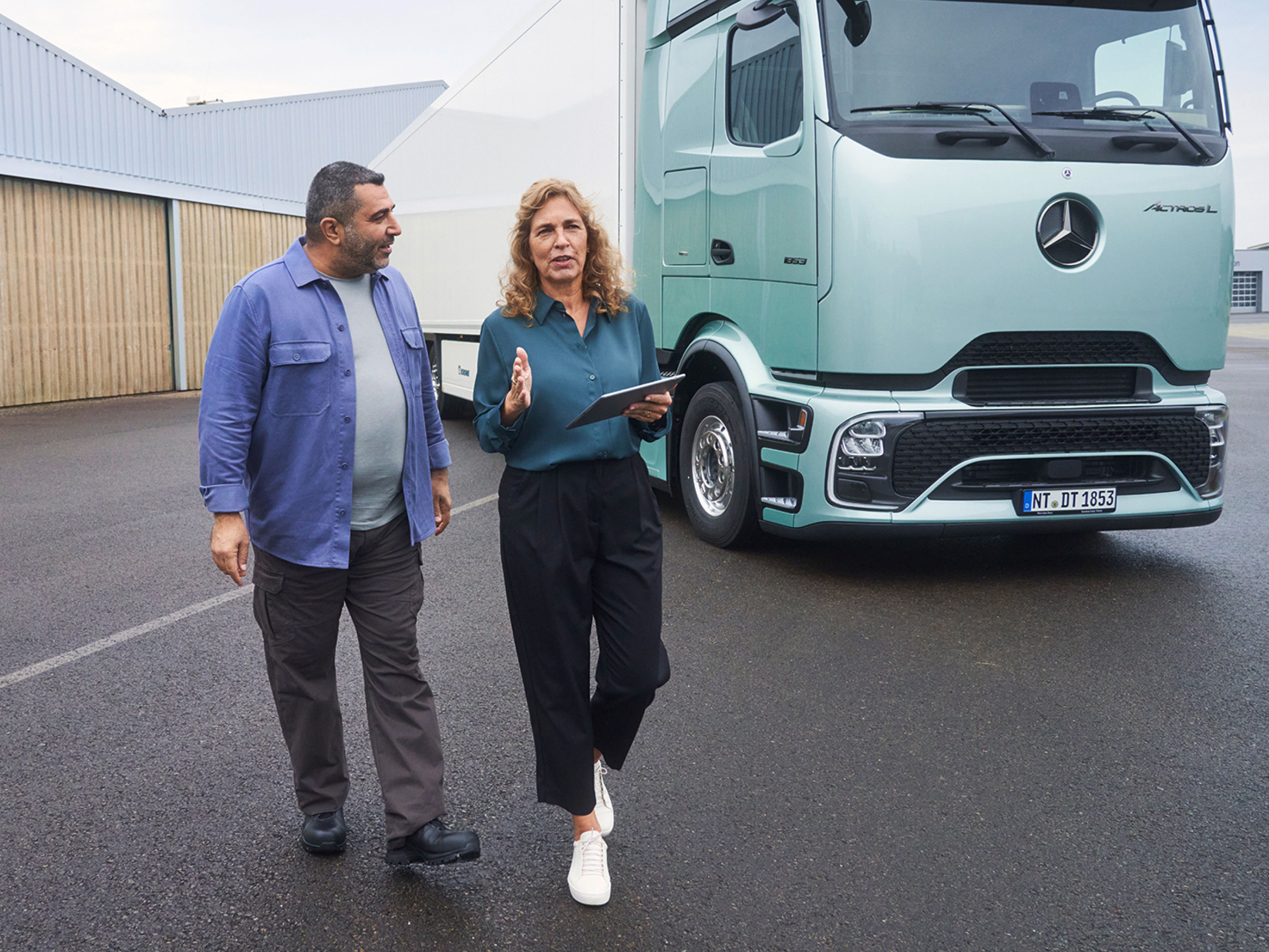 Actros L with ProCabin | Mercedes-Benz Trucks International