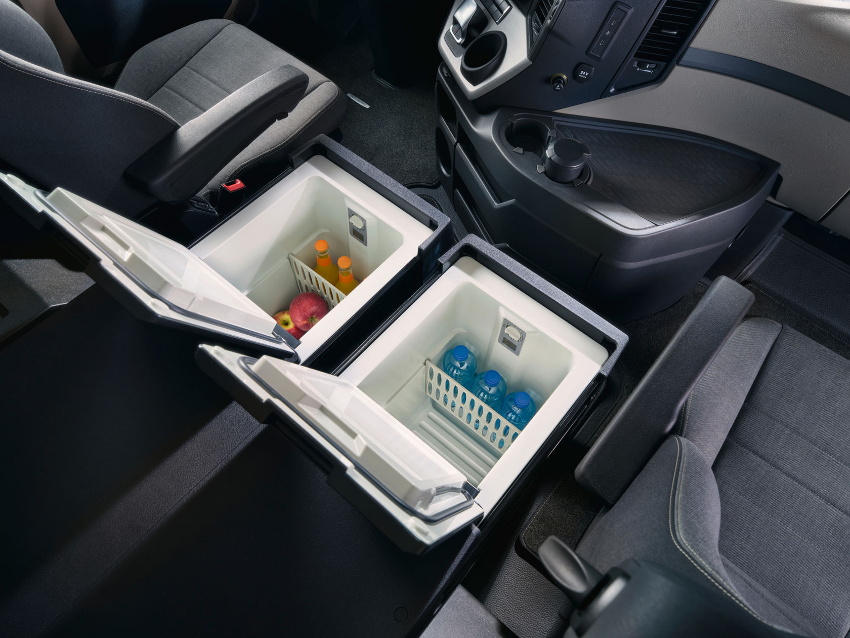 actros-l-with-procabin-mercedes-benz-trucks