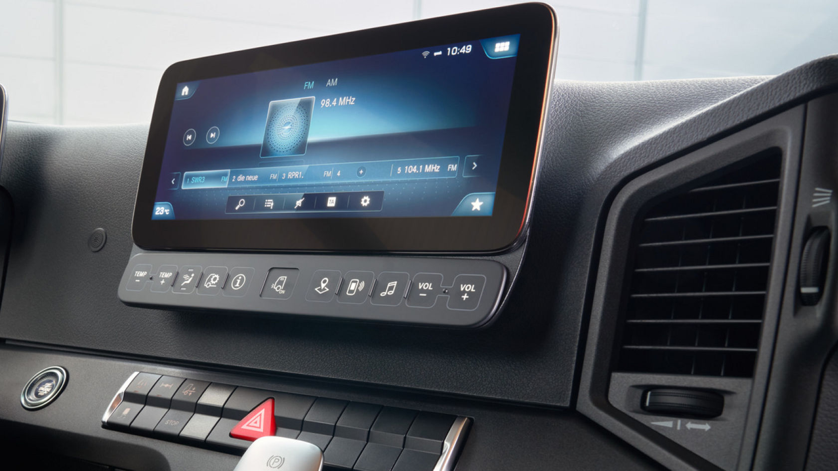 Infotainment system with 10.2-inch multi-touch display