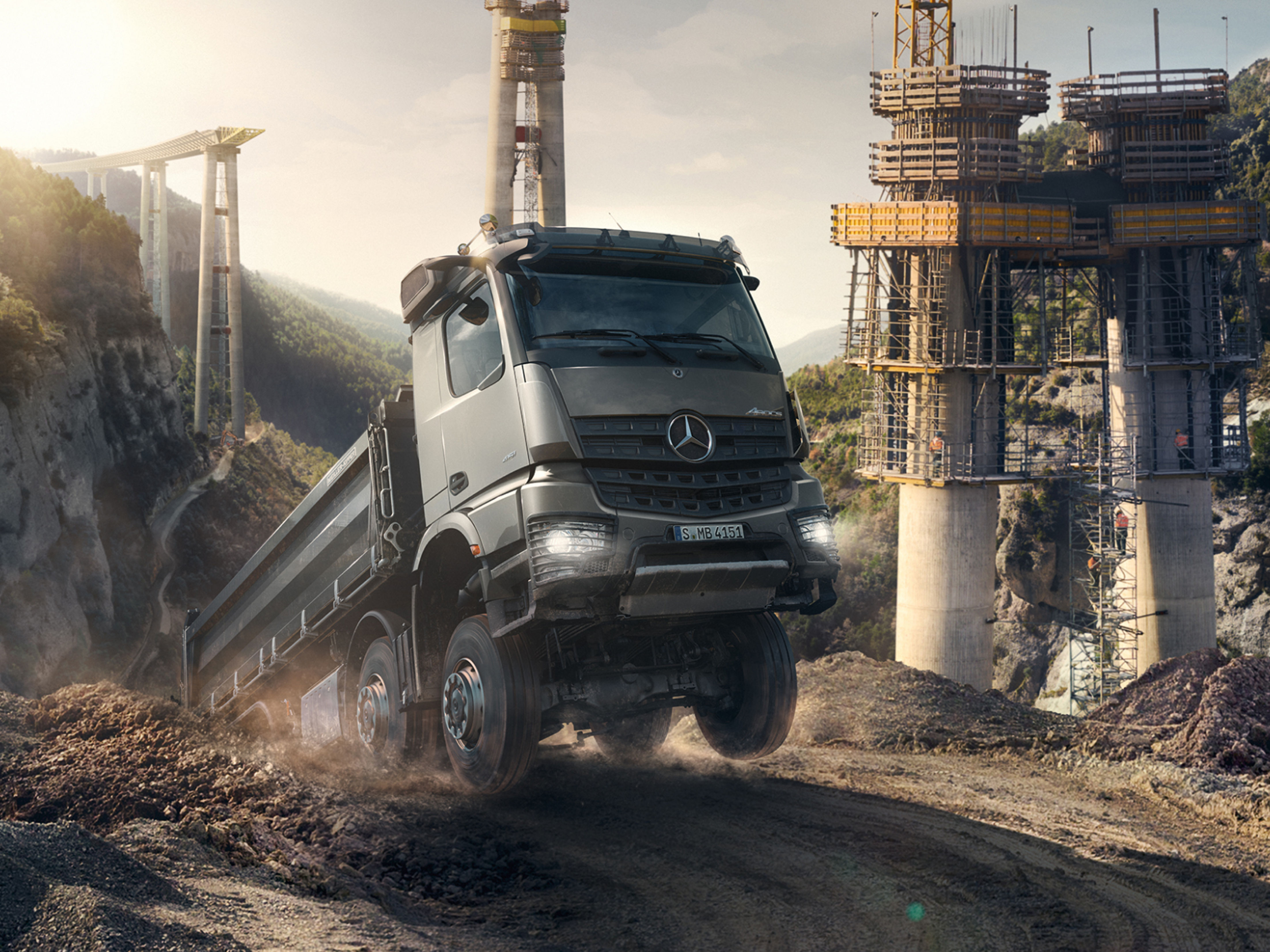 Amazon.co.jp: Conrad Welti Furrer Mercedes Benz Arocs SLT