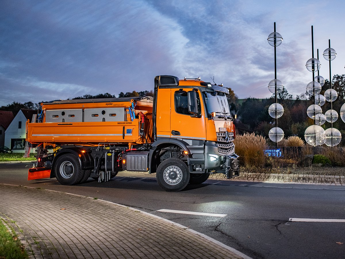 Behörden- und Sonderfahrzeuge auf Mercedes-Benz & FUSO Basis - jetzt im Autohaus SCHADE entdecken 
