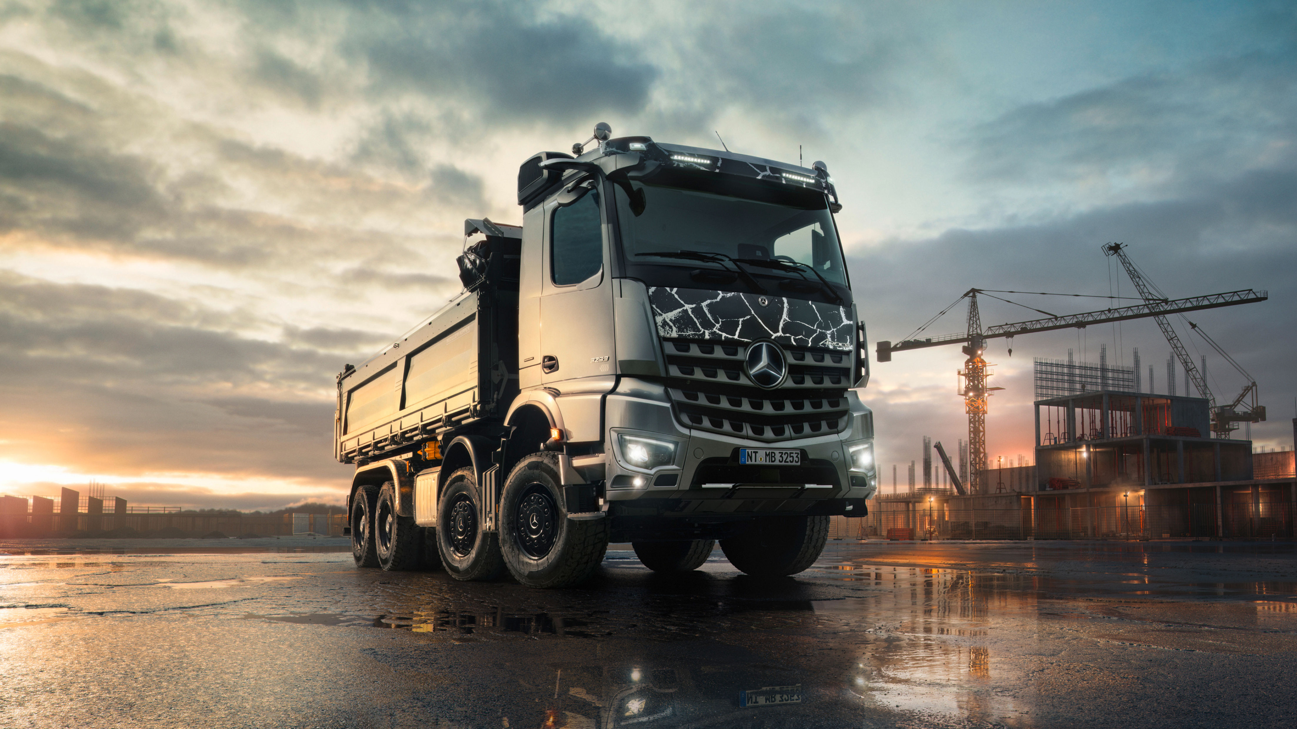 Bauma 2025 | Mercedes-Benz Trucks International