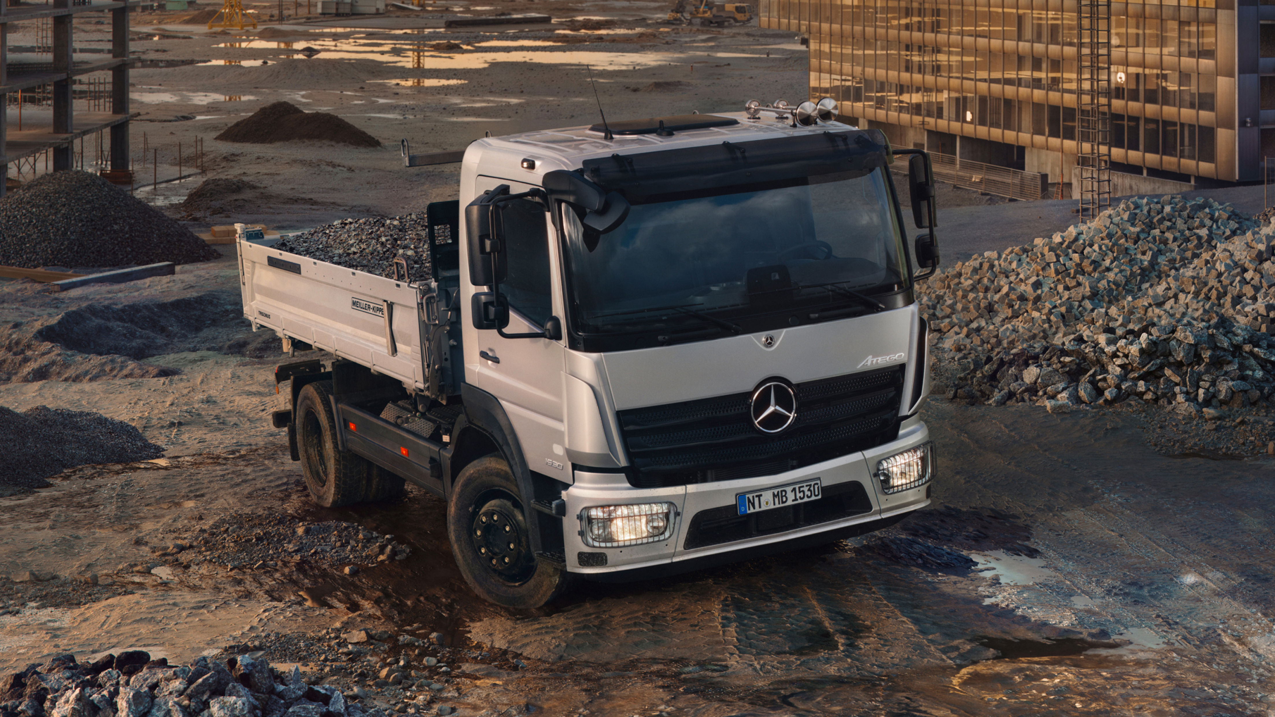 Bauma 2025 | Mercedes-Benz Trucks International