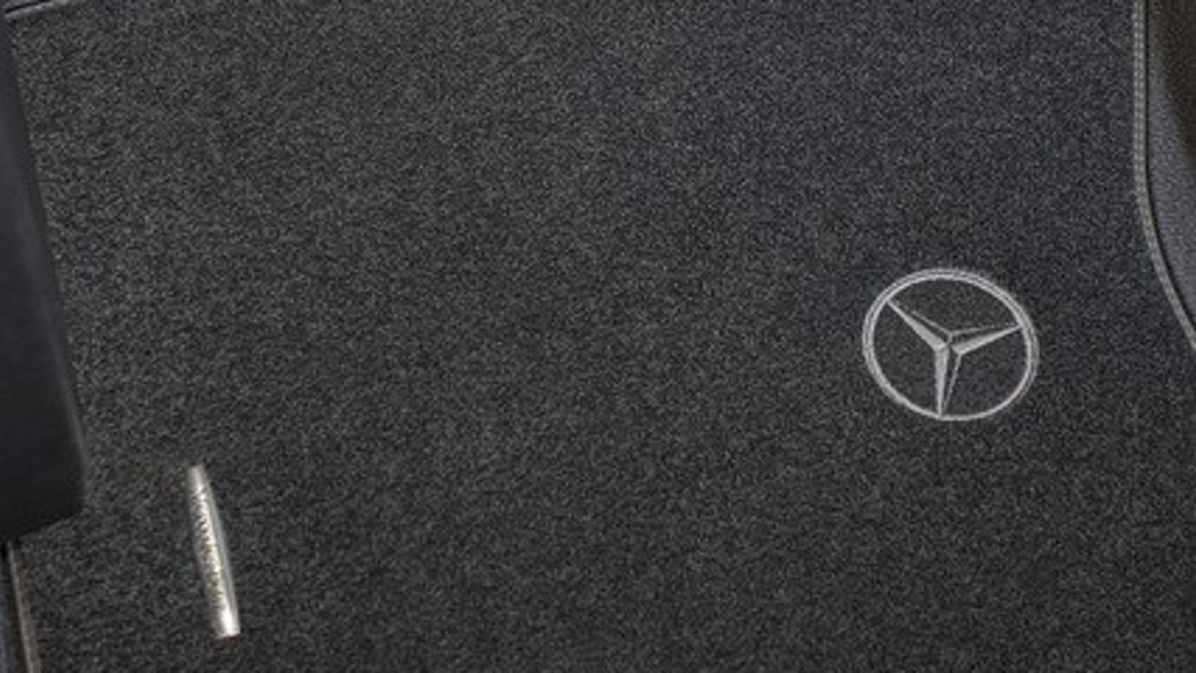 Plaque de marche antidérapante.