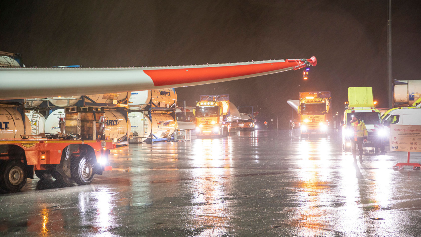 Heavy-duty transport: precision work, power and concentration