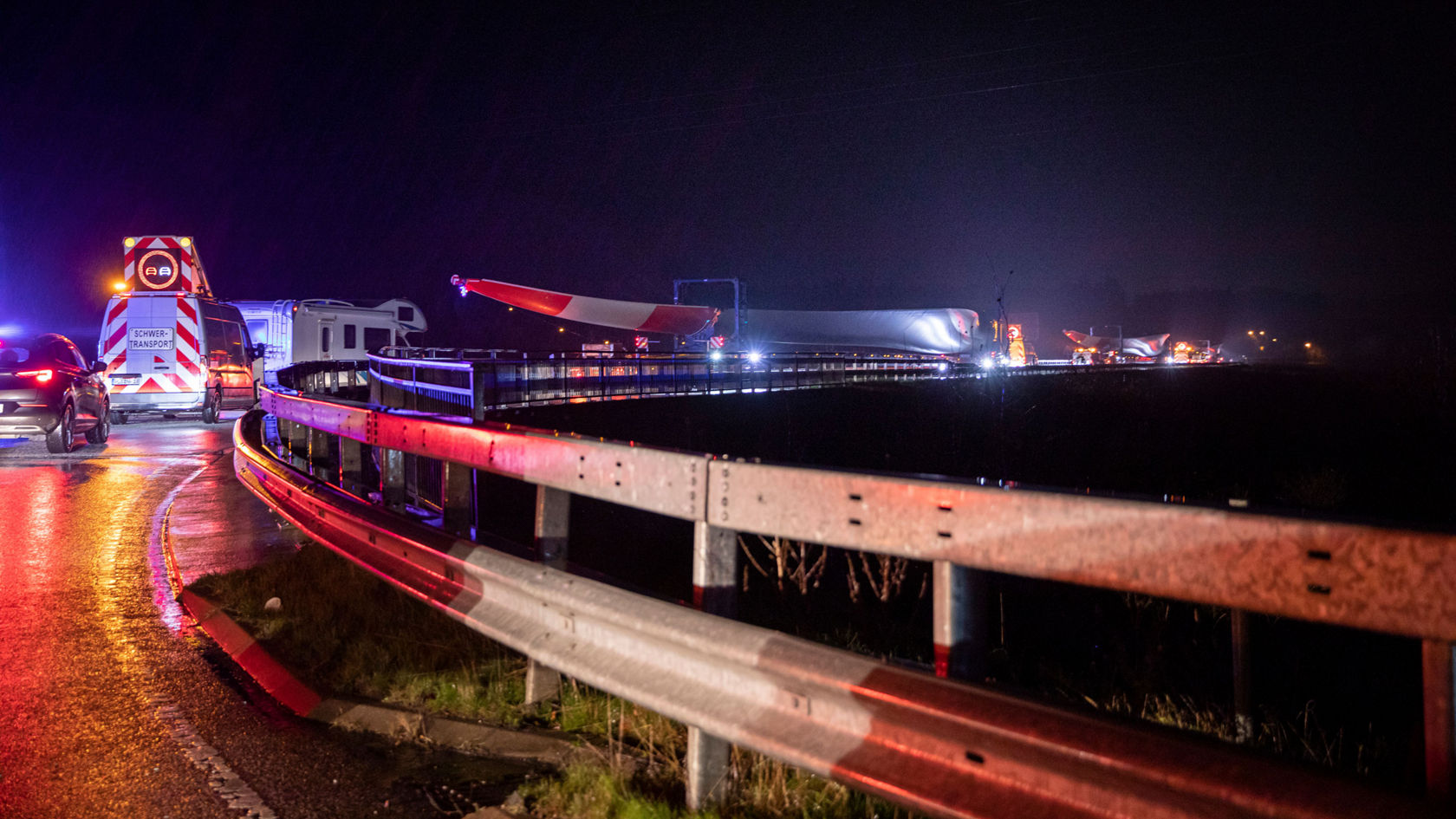 Trasporti pesanti: Lavoro centimetrico, energia e concentrazione