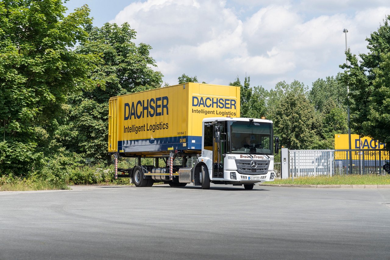  Logistik mit Lift.