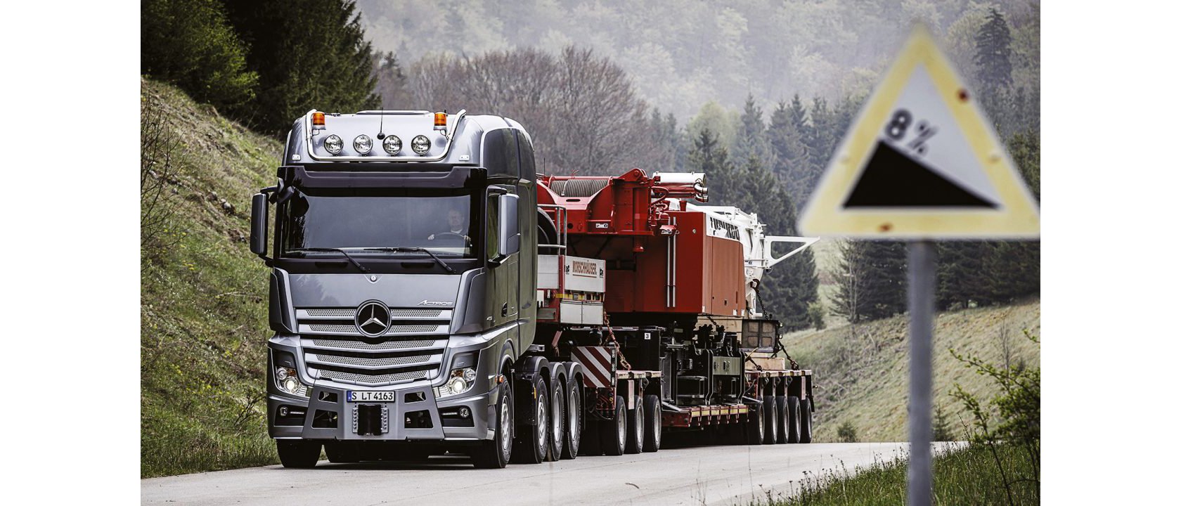 Mercedes Benz Trucks의 개조 전문가.