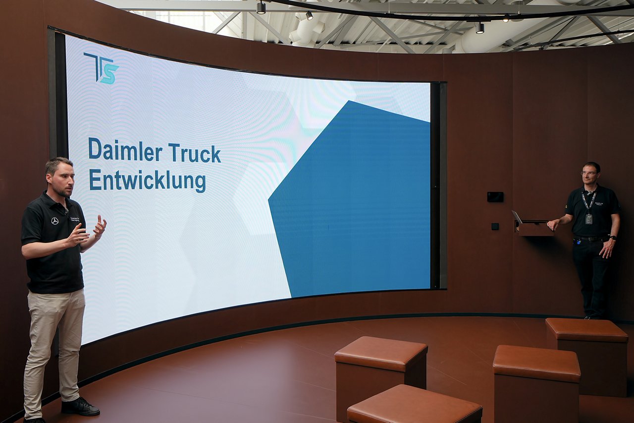 Pure driving experience: The first eActros EXPERIENCE of 2025
