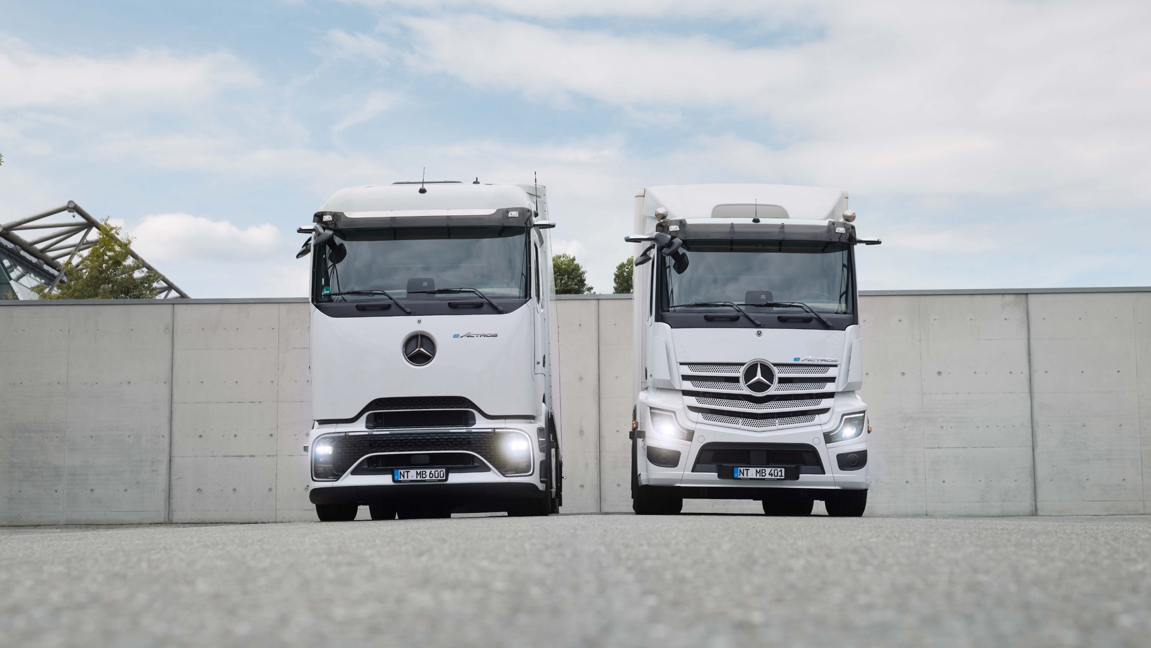 eActros | Mercedes-Benz Trucks International, image size:4410x2481