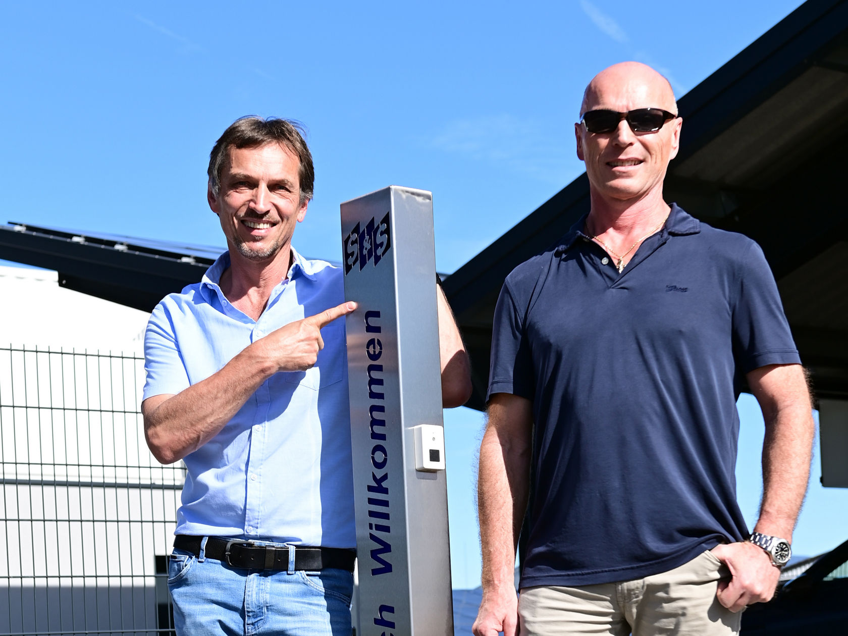 electrical-independence-at-the-service-of-customers