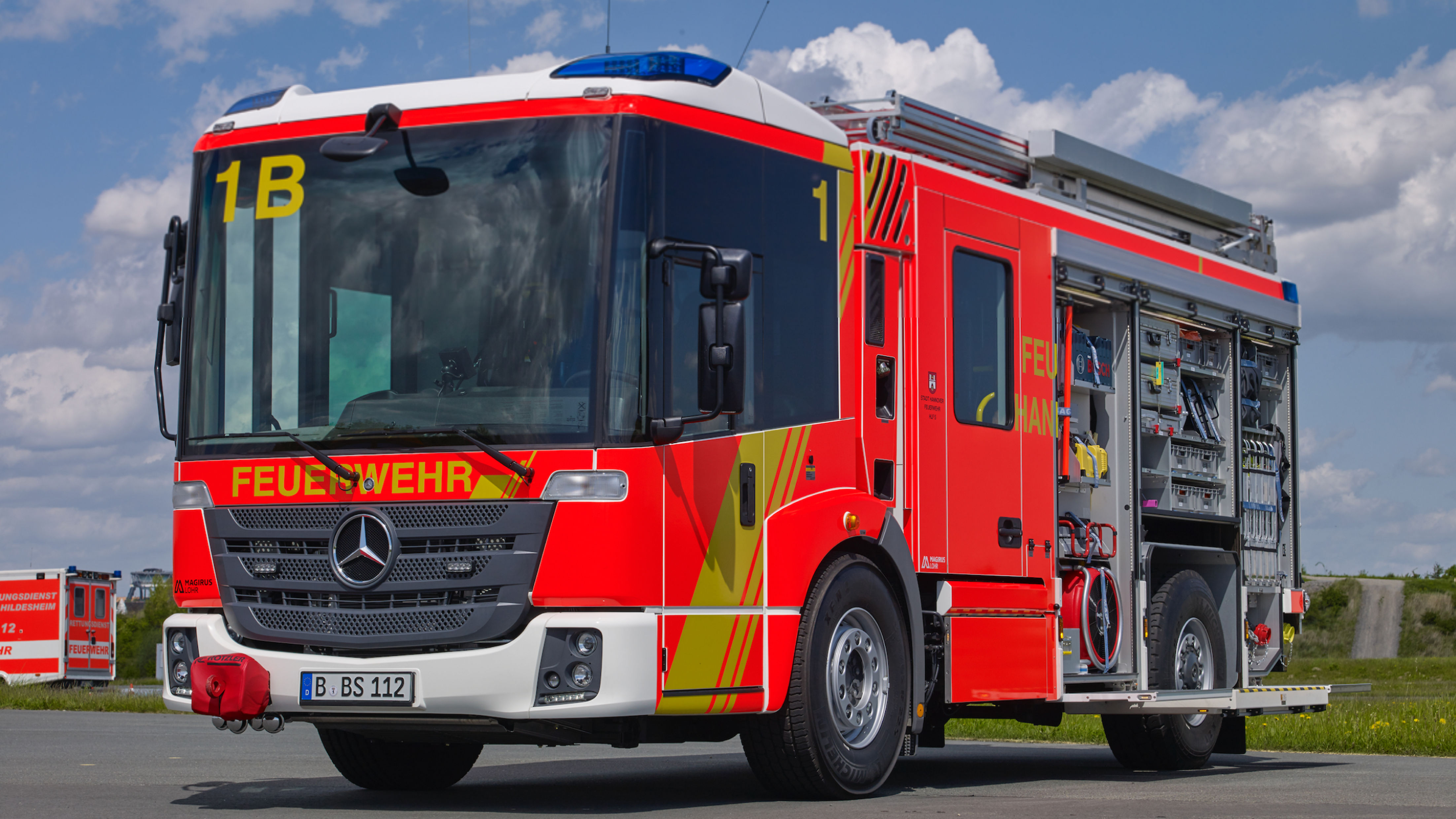 Mercedes 1313 Camion de pompier de France, 8768 EUR à vendre - ID: 2024069