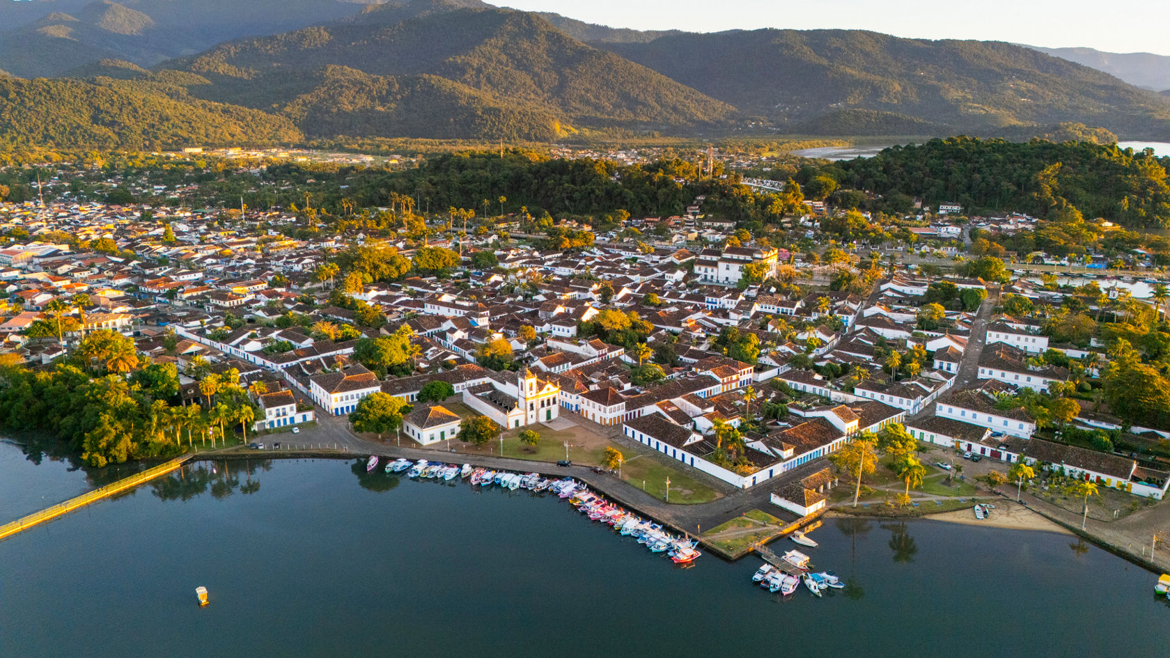 fra-koloniby-til-megaby