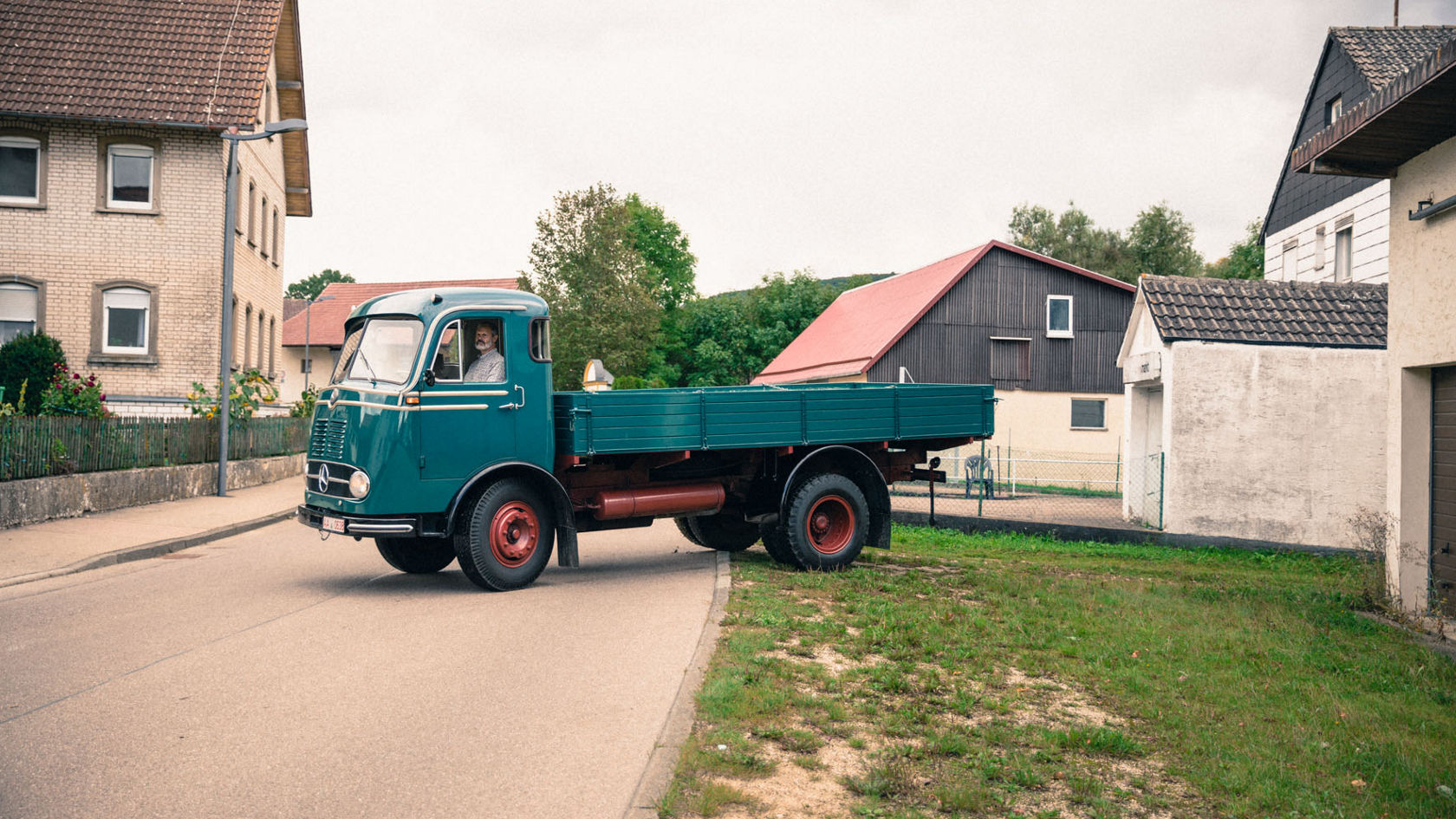 Modelu LP 329 bylo vyrobeno 629 kusů – jeden z nich patří Werneru Lachnitovi