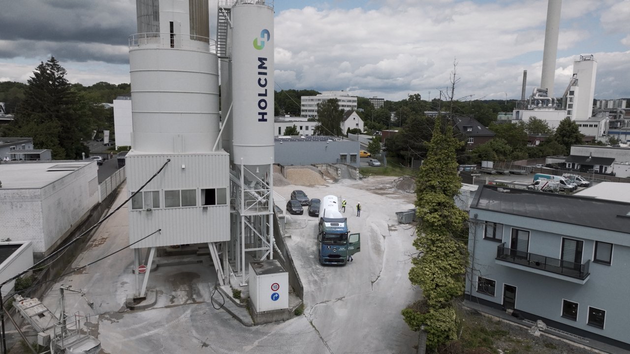  Holcim geht neue Wege mit dem eActros 600