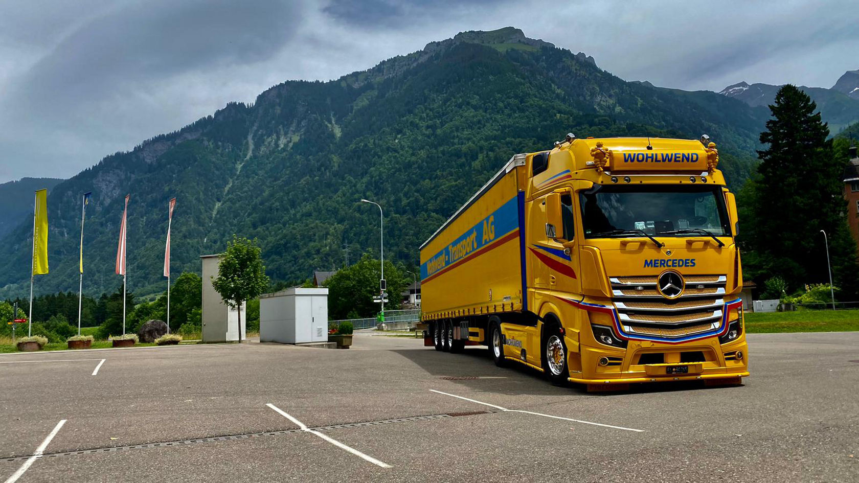 RoadStars presenta: Jürgen Schuster e il suo Actros 1853