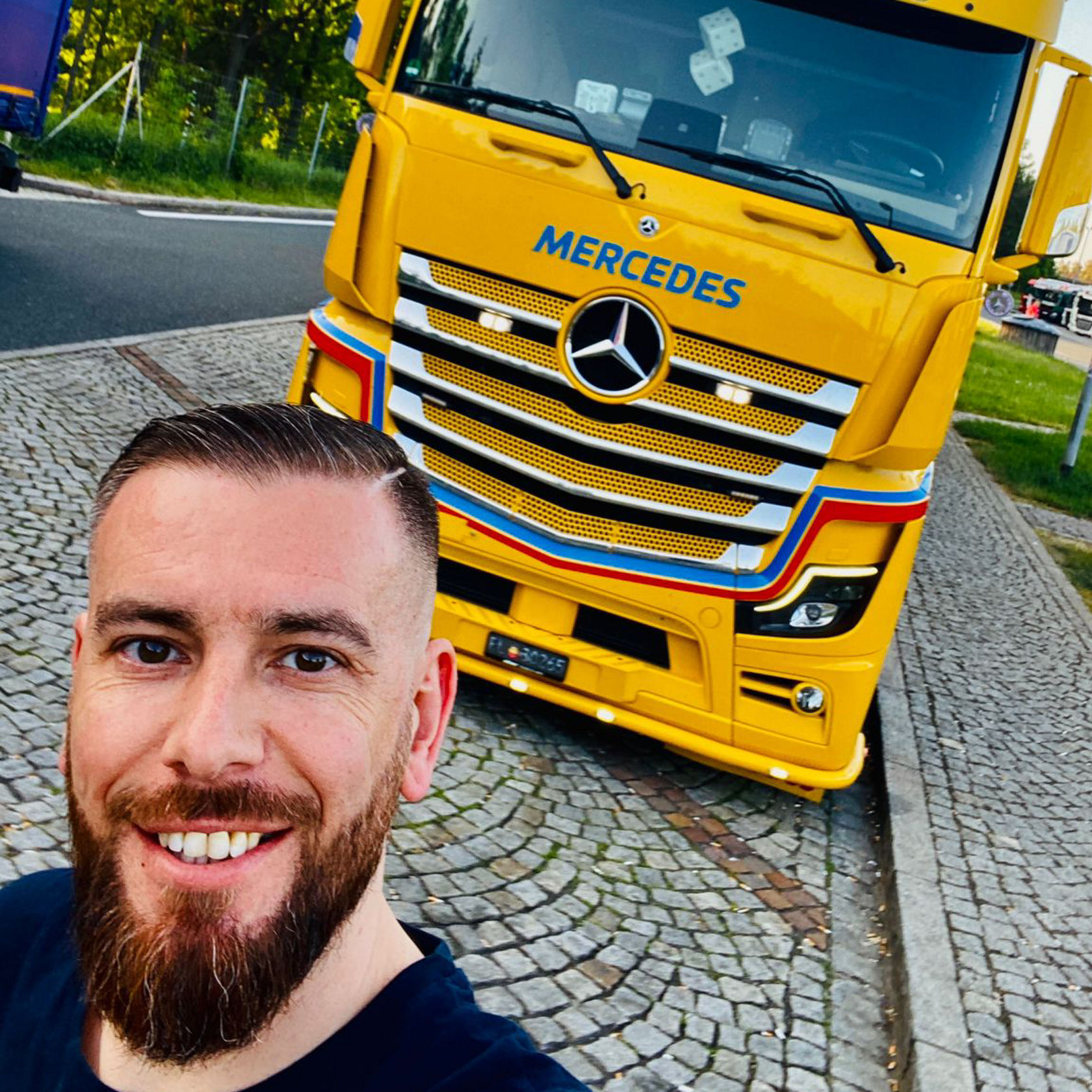 RoadStars præsenterer: Jürgen Schuster og hans Actros 1853