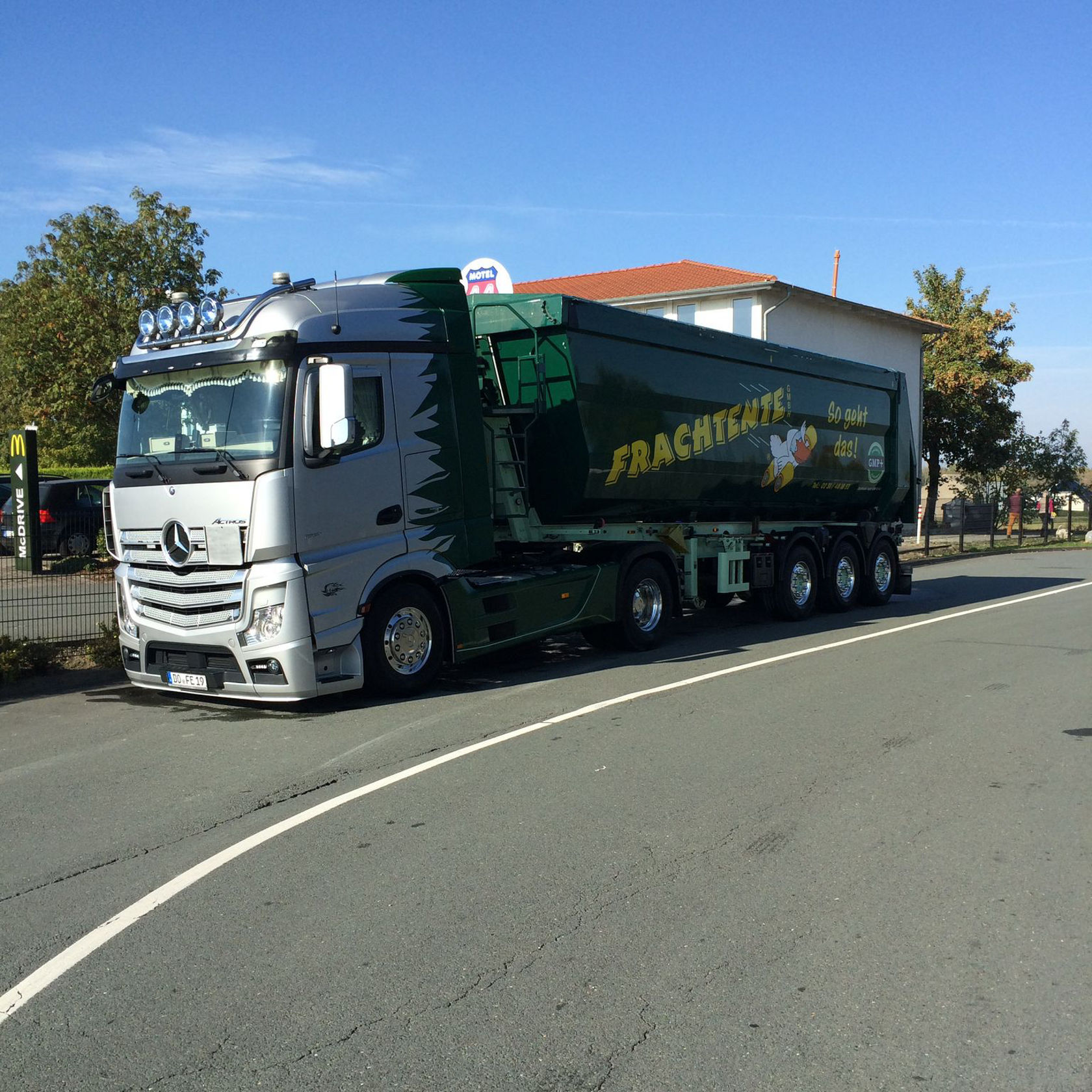 kilometre-milionair-rigo-knobelsdorf