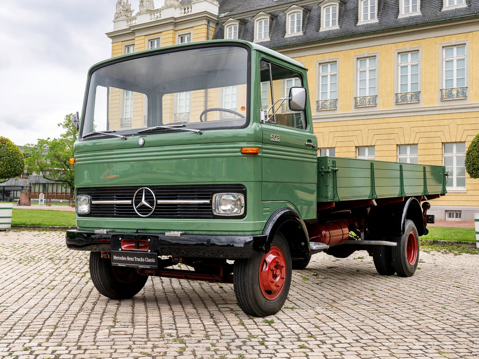 Mercedes‑Benz LP 608 – 1965