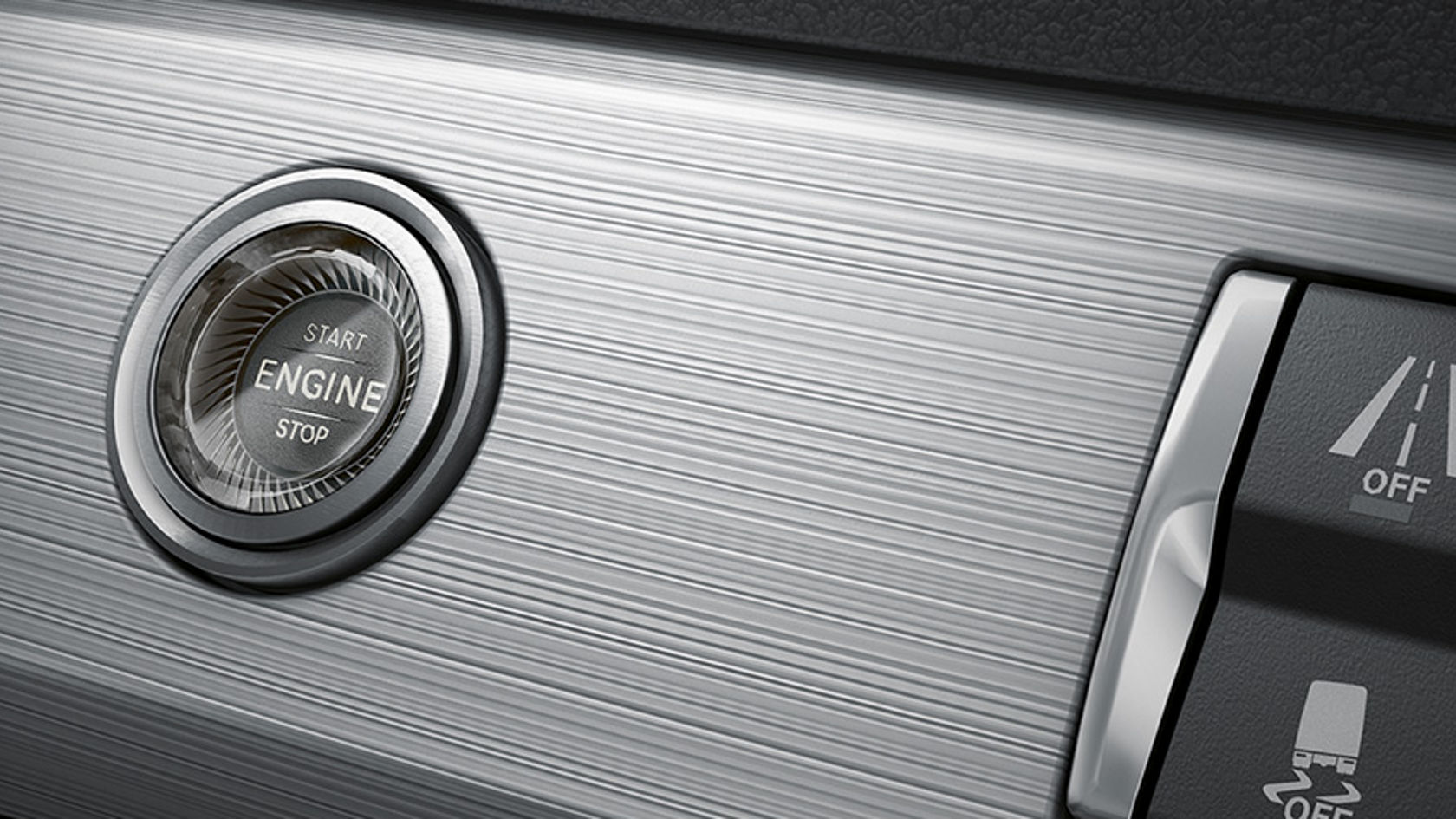 엔진 시동 정지 버튼.