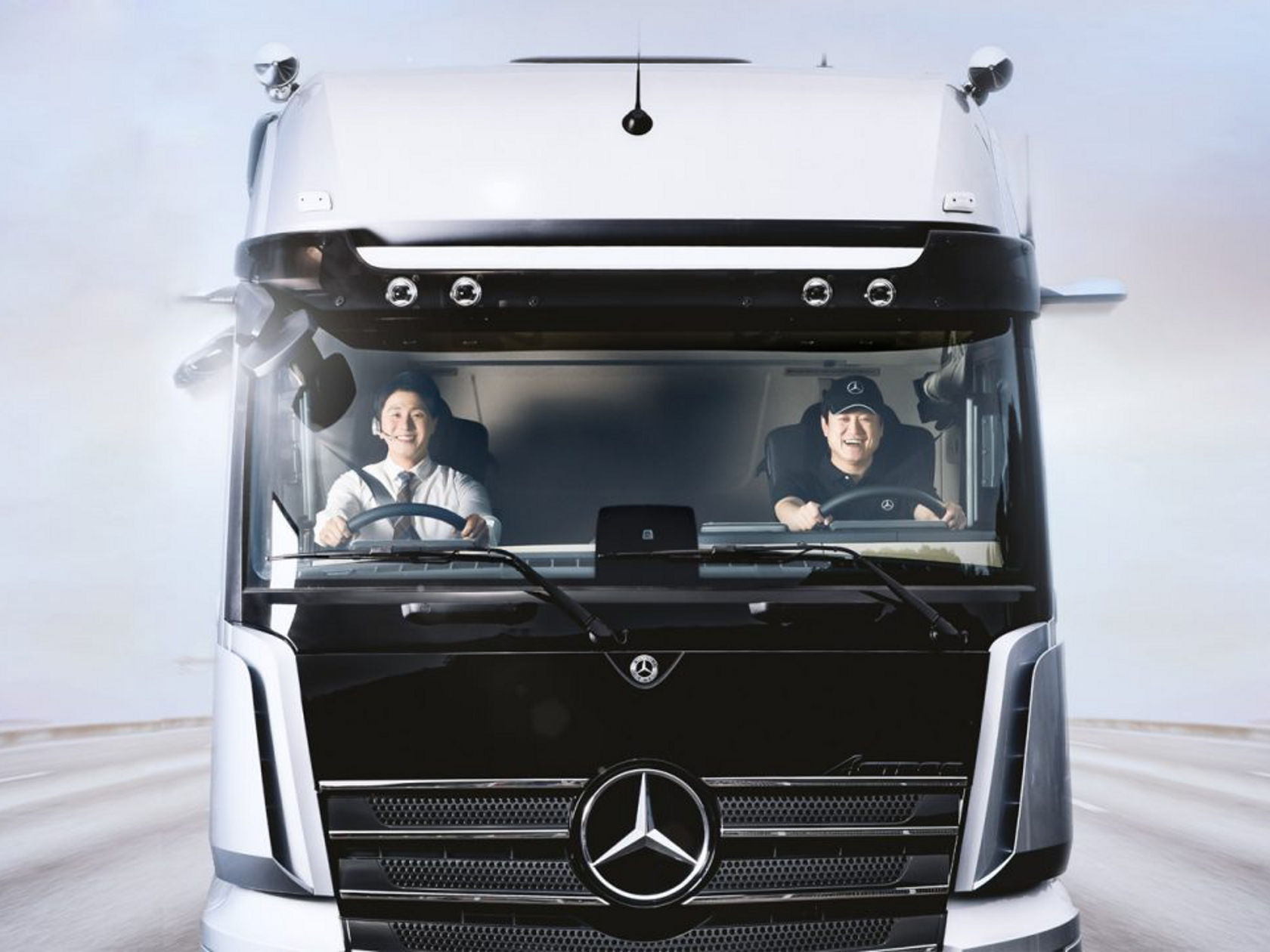 메르세데스-벤츠 트럭 365 고객 센터.