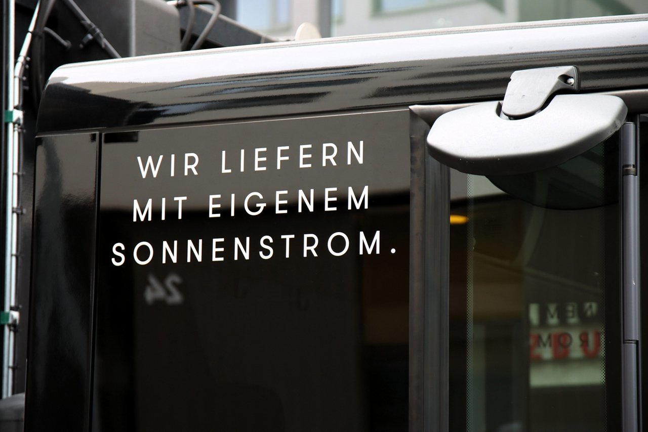 quiet-on-the-road-for-good-taste