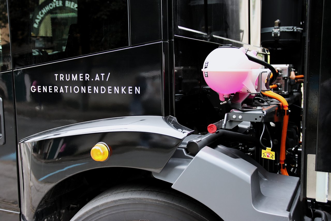 quiet-on-the-road-for-good-taste