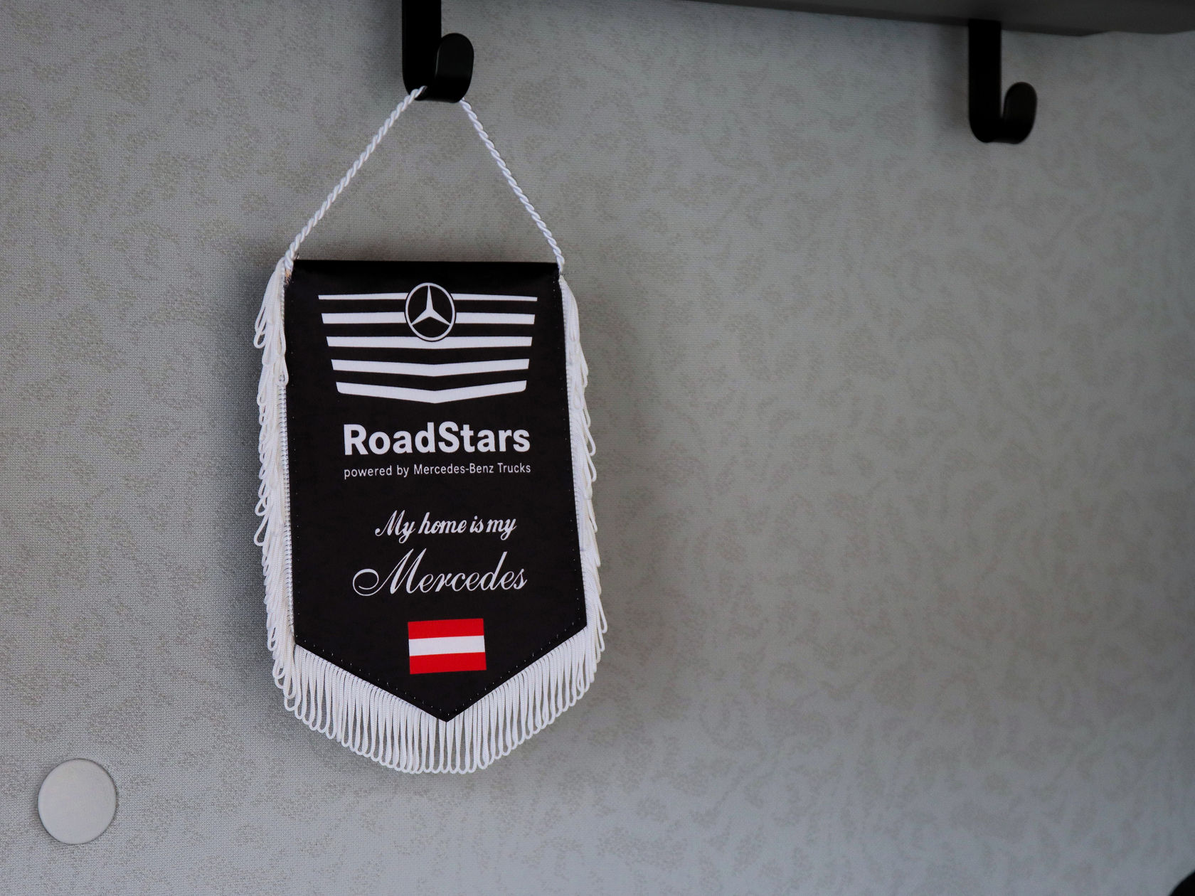  quiet-on-the-road-for-good-taste