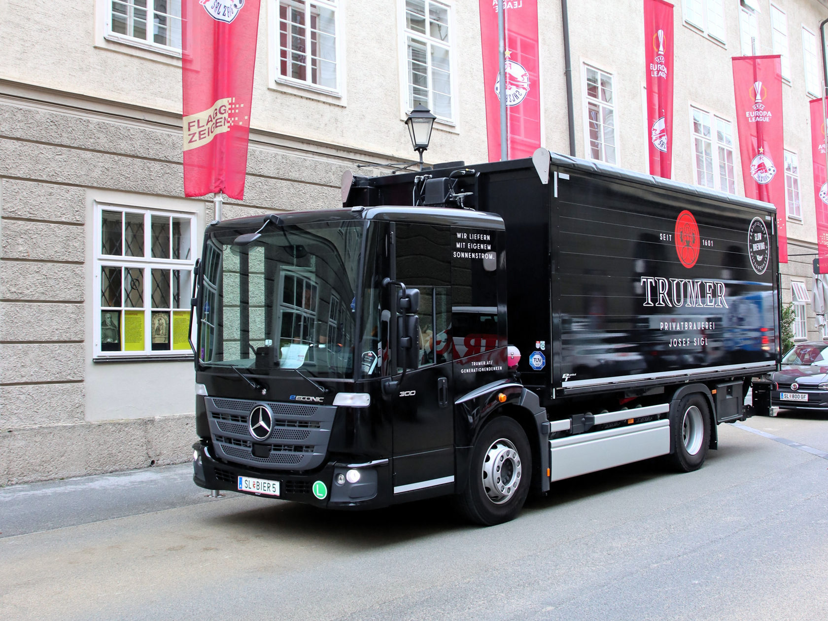  quiet-on-the-road-for-good-taste