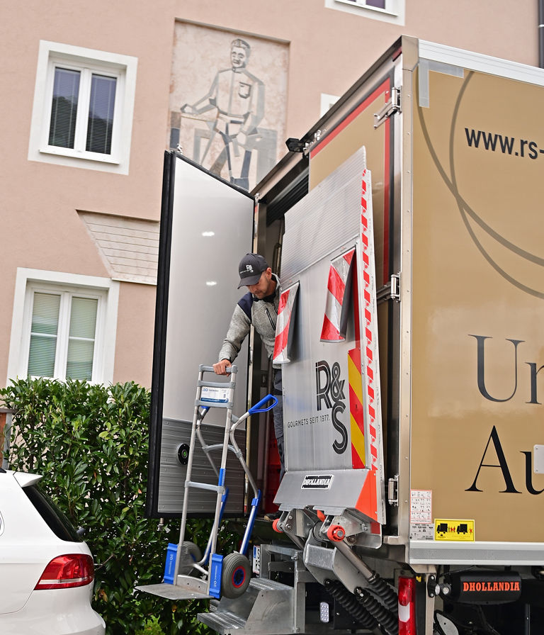 racing-against-time-with-the-atego