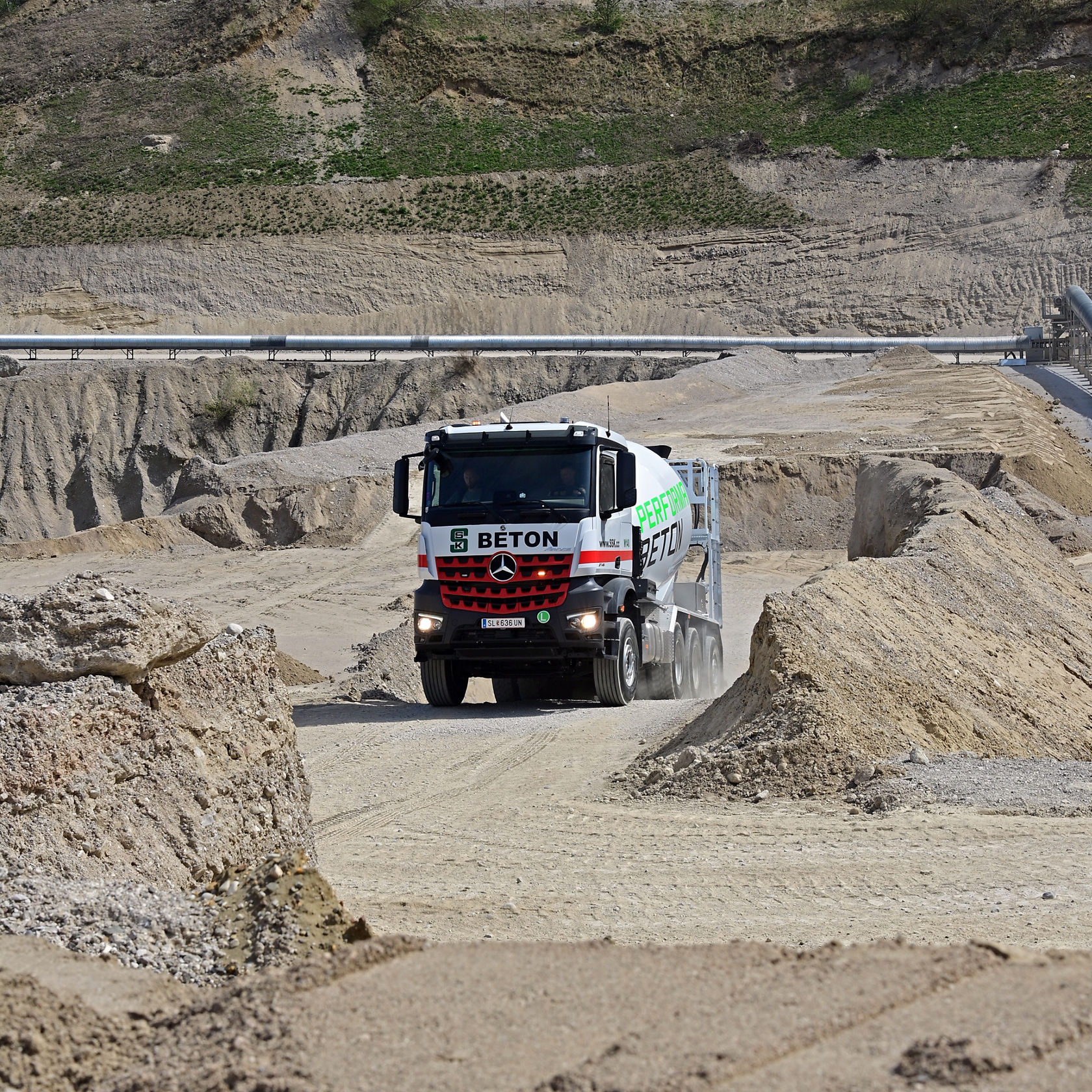 sand-gravel-and-concrete-since-1971