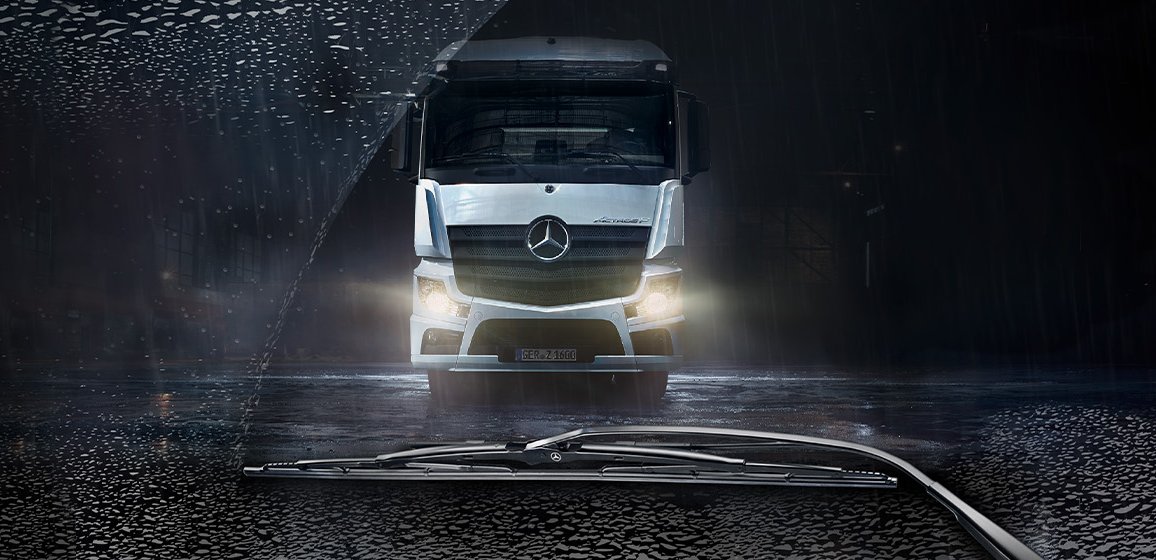 Pewność działania oryginalnych wycieraczek Mercedes-Benz Trucks