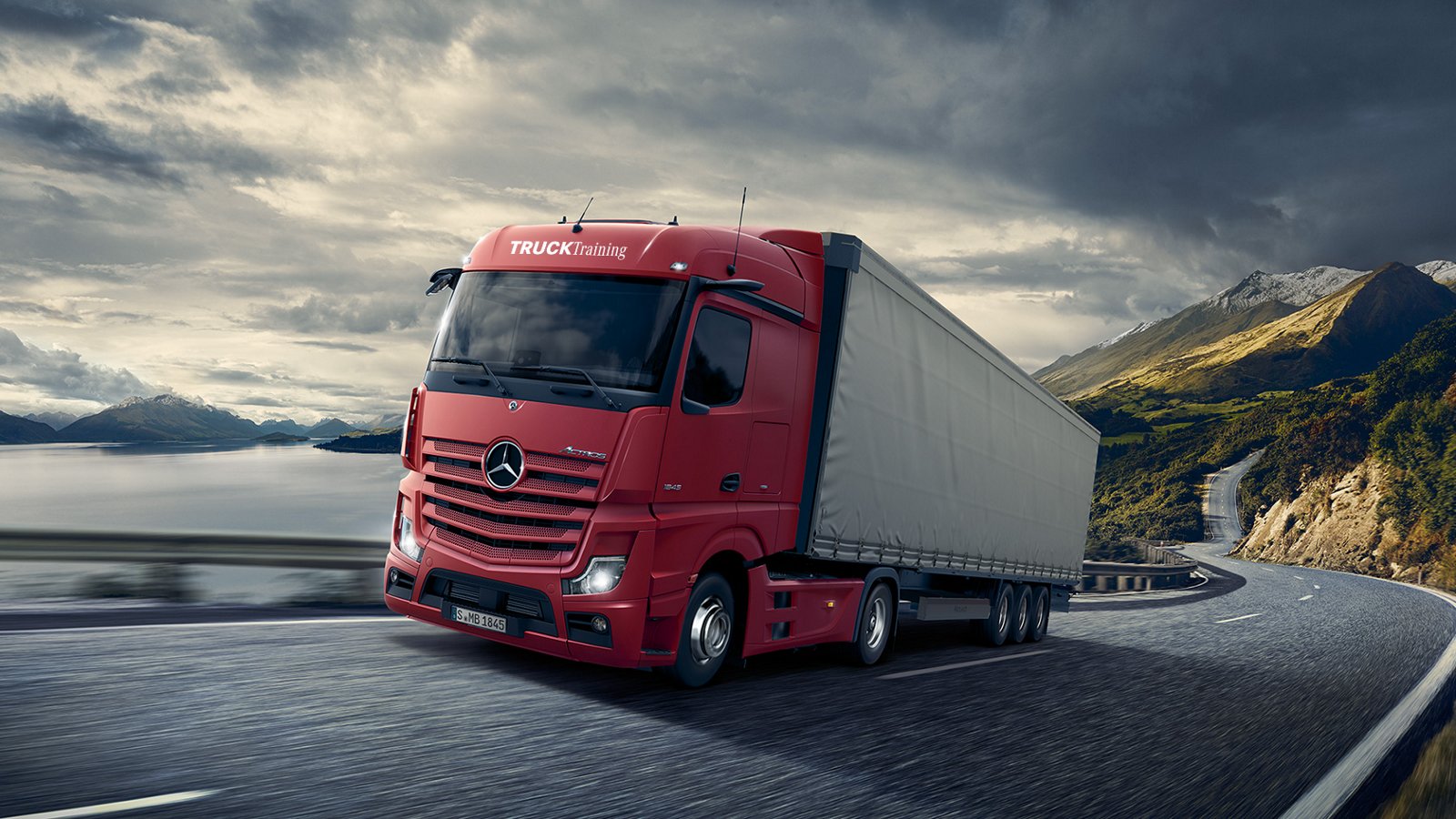 Mercedes-Benz Trucks Range Driver Training