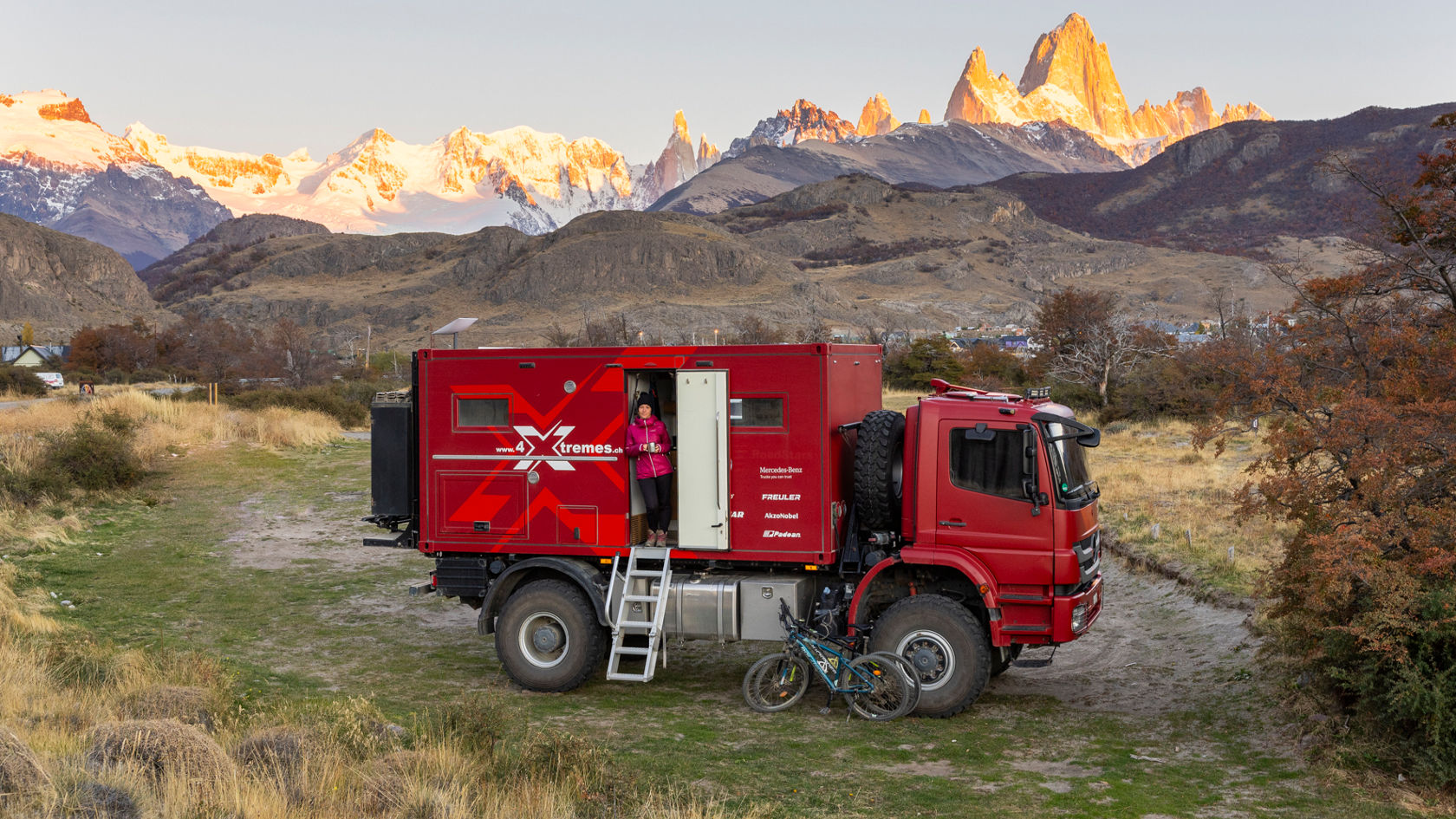 přes-zemi-extrémů-s-Axorem