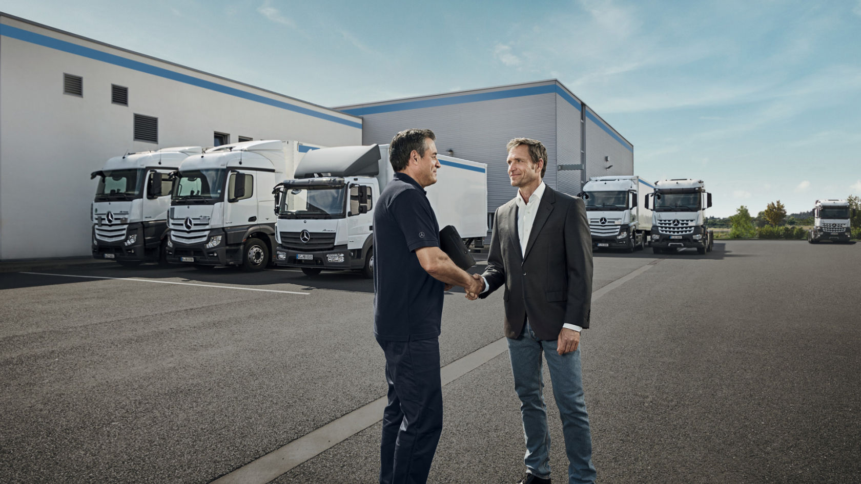 TruckLive MercedesBenz Trucks