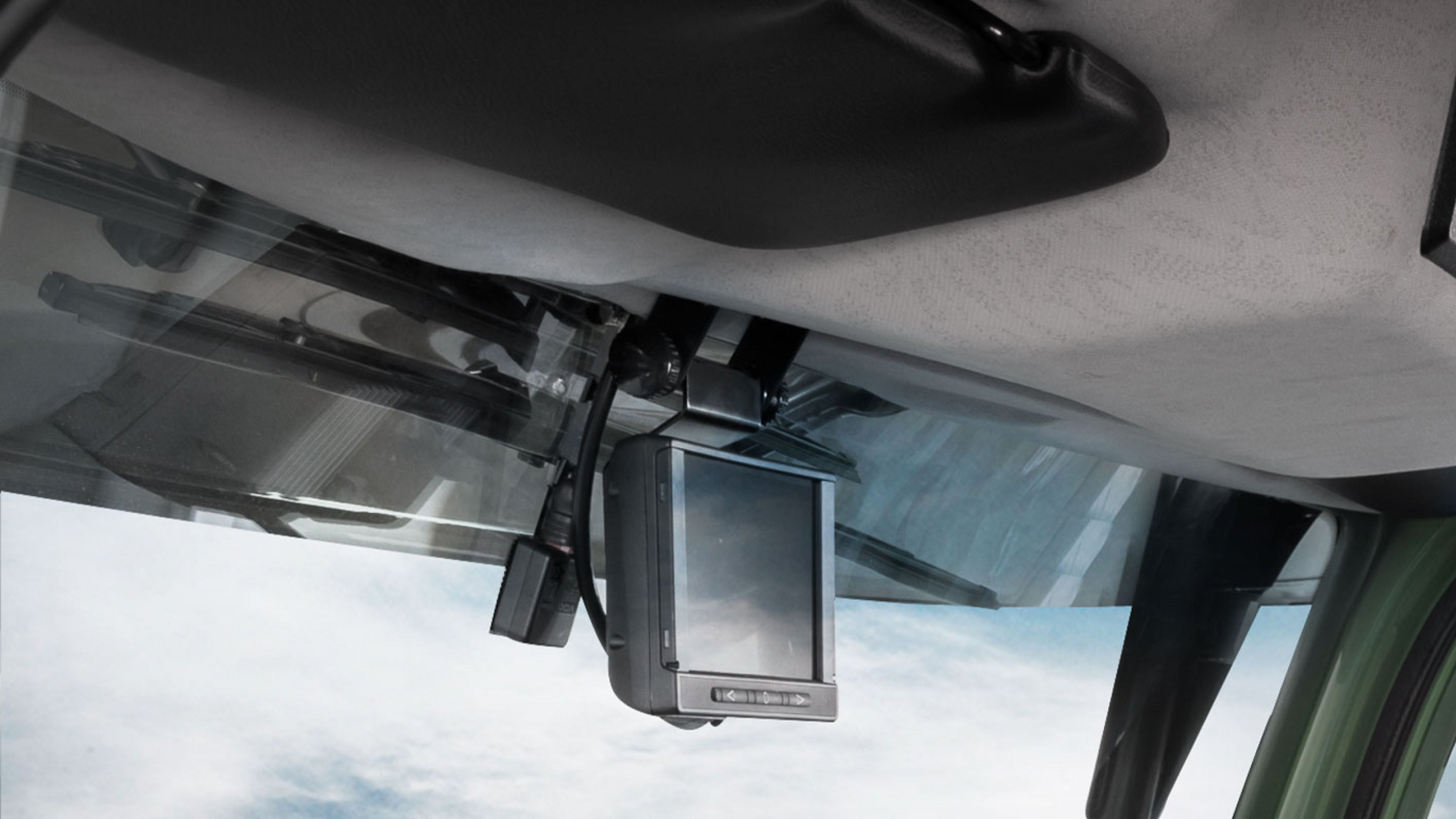 Unimog 机具运载工具| Mercedes-Benz Trucks 中国