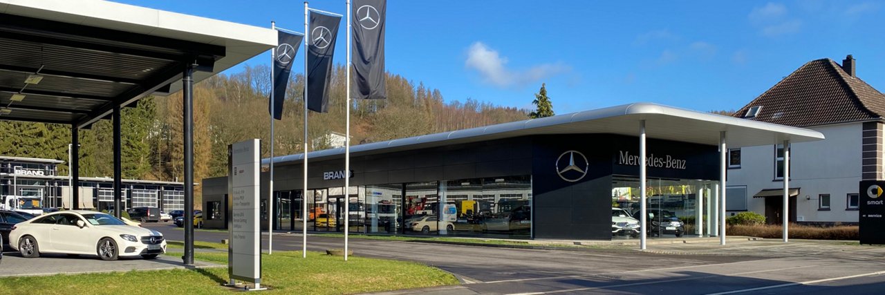 dealer stage image